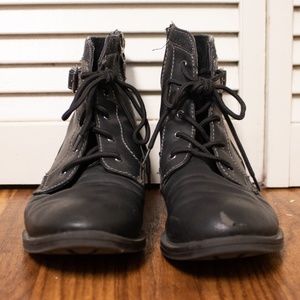 Black Zip-Up Combat Boots (11)